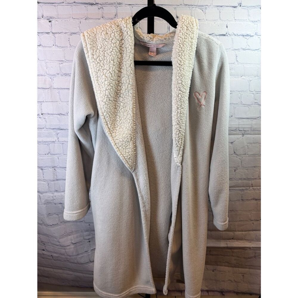 Victoria's Secret Cream Fleece Hooded Robe with Sherpa Trim and Pink Heart